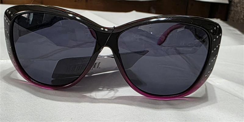 NWT Foster Grant Like A Rhinestone Pink Polarized Sunglasses 133430