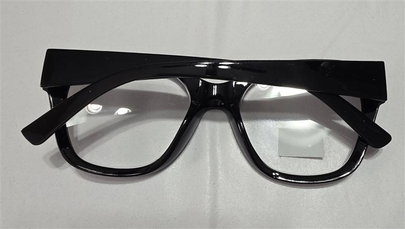 NWT Max Studio Black 1.5 Cat Eye Round Thick Reading Nerd Glasses 133446