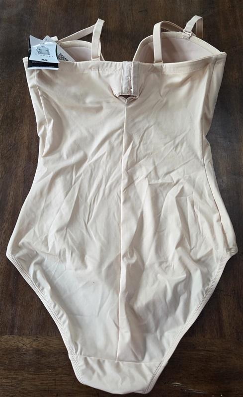 NWOT Wacoal 34D Red Carpet Strapless Shaper Bodybriefer 801219 Beige 133454
