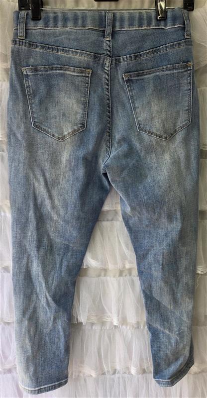 NWOT New York & Co 6 Mid-Rise Skinny Distressed Jeans 133460