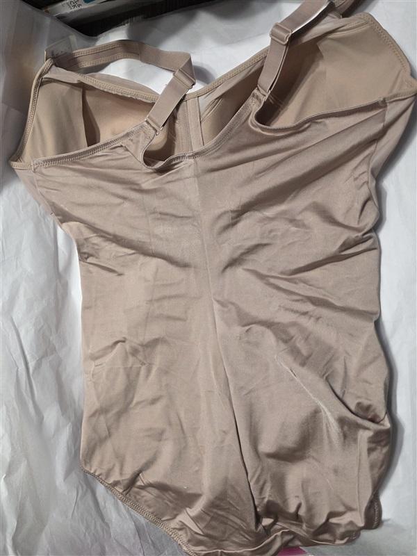 NWOT Bali 36DD Firm Shapewear Bra Body Shaper Cool Comfort DF0056 133462