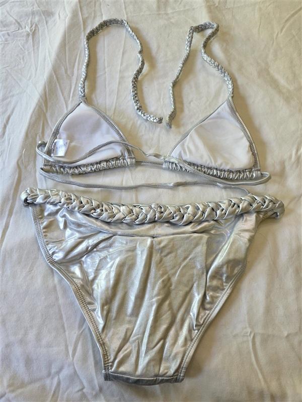 NWOT Wetseal Silver Metallic M Top XL Bottom Bikini Swim Set 133527