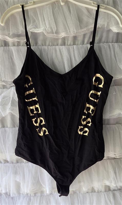 NWOT Guess M Scoop Neck Thong Back Bodysuit Black Gold 133533