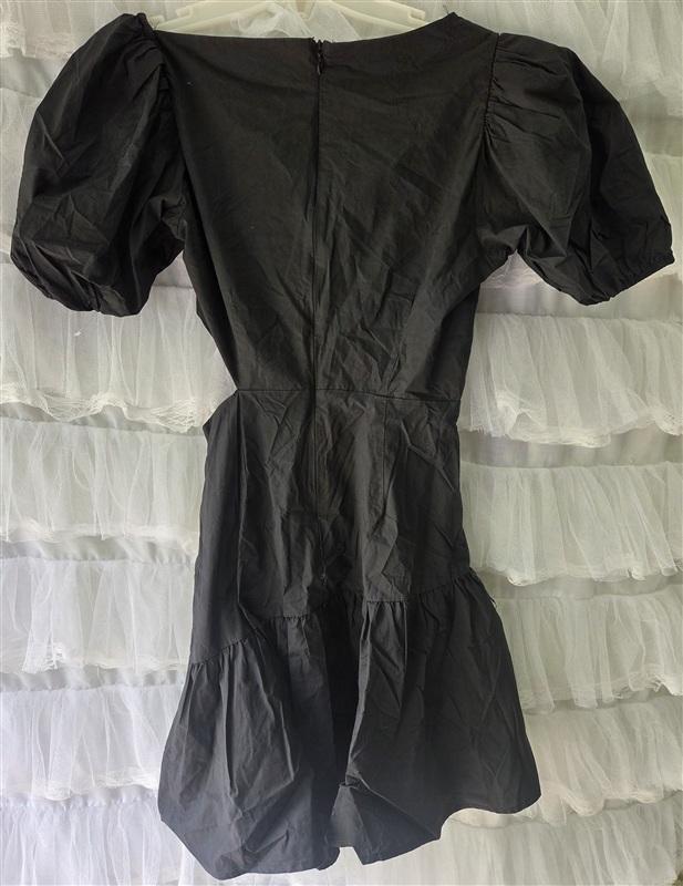 NWOT ASTR XS Mayfair Side Cut Out Puff Sleeve Cocktail Mini Dress Black 133561