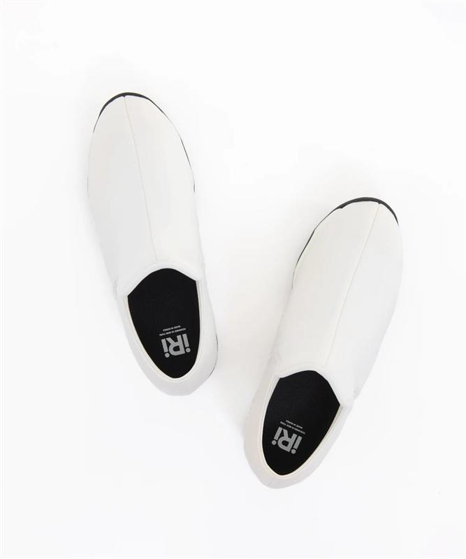 NWOT iRi WES I 5 or 35 White Black Outline Low Top Sneaker Wavy Heel 133606