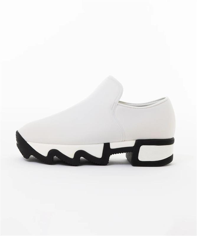 NWOT iRi WES I 5 or 35 White Black Outline Low Top Sneaker Wavy Heel 133606