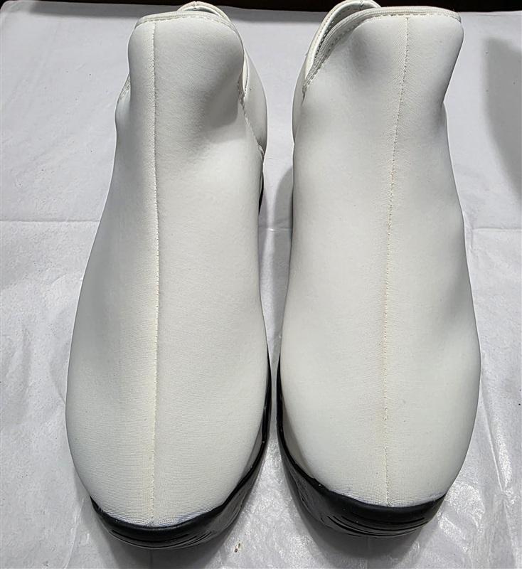 NWOT iRi WES I 5 or 35 White Black Outline Low Top Sneaker Wavy Heel 133606