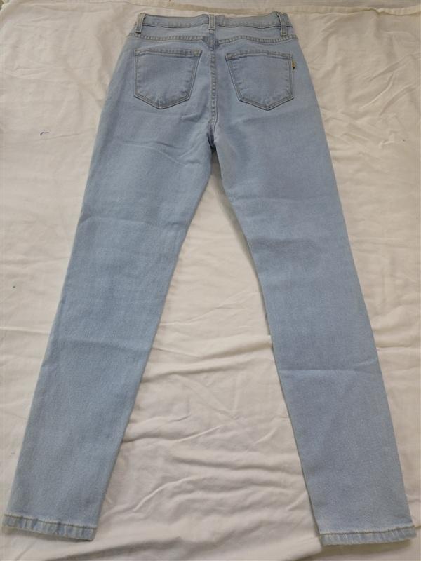 NWT Vibrant MIU 5 Light Blue Distressed Skinny Jeans 133621