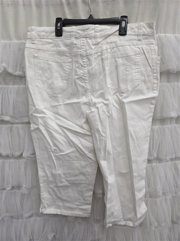 NWOTD Ice House 14 Stretch Jean Capri Pants White 133695