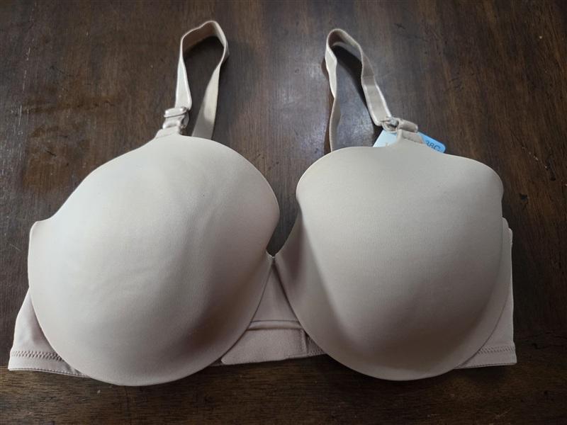 NWT Warners 38C This is Not a Bra Beige Underwire Bra 01593 133710