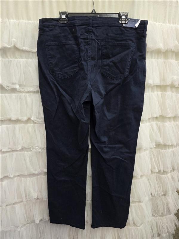 NWT Bandolino 16 Mandi Essential jeans Straight Leg Blue 133747
