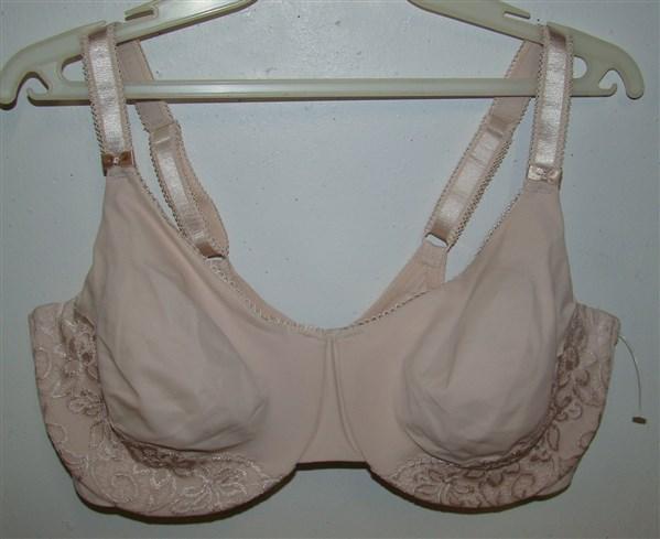 NWOT Olga Bra 42 DD Luxury Lift Full Figure Underwire Bra 35063 Ivory 133770