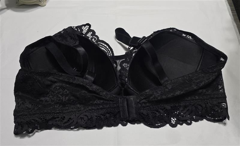 NWOT Bali M Lace Desire All Over Lace Convertible Wirefree Bra DF6591 133771