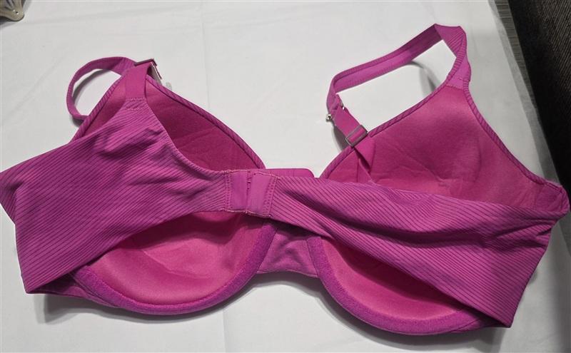 NWT Hanes 36C Ultimate Soft Convertible T-Shirt Bra HU02 Pink 133783