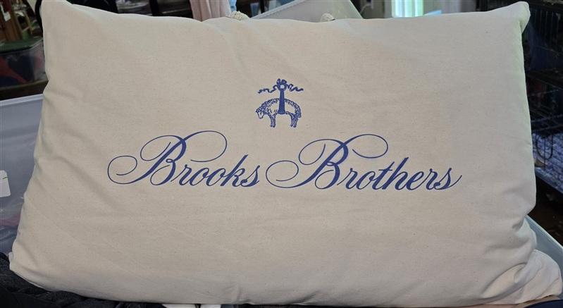 NWT Brook Brothers 100% Wool Filled Pillow Standard/Queen Ivory 133832