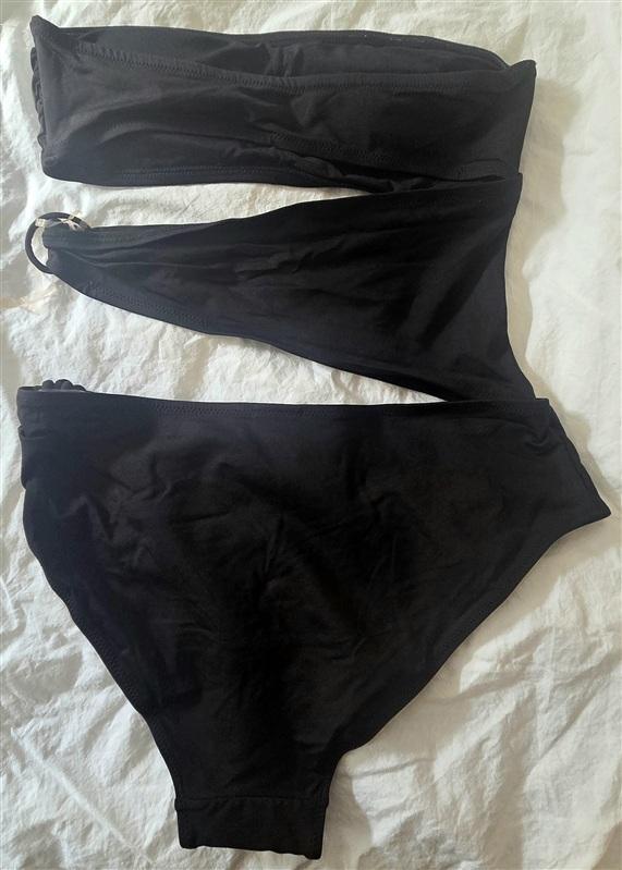 NWOT H&M 12 Rivera Ready 1PC Monokini Cutout Swimsuit Black 133833