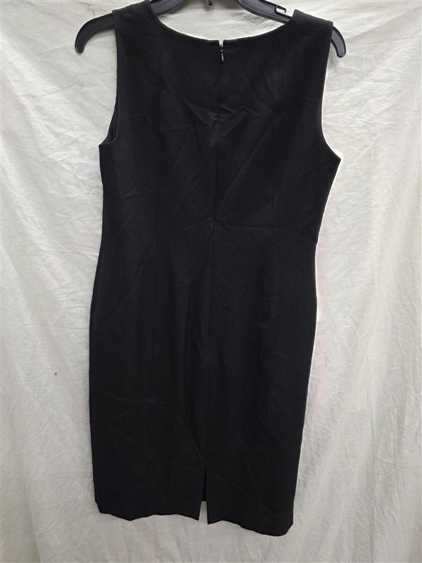 NWOT Kasper 8P Sleeveless V Neck Sheath Dress Black 133857