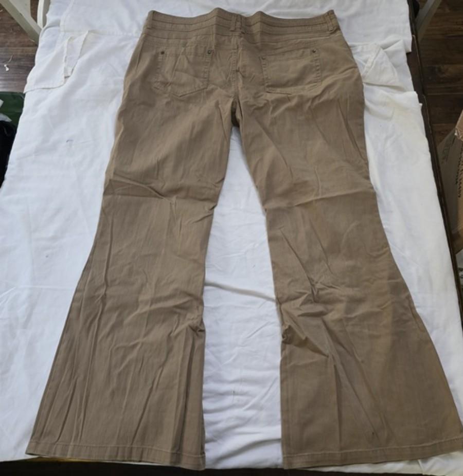 NWOT South 24 Long Tan Bell Bottom 3 Button Denim Jeans khaki 133922