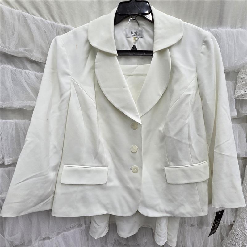 NWTD Le Suit 22 Plus Size Tulip Collar Jacket & Tiered 2 Piece Skirt Suit 133927