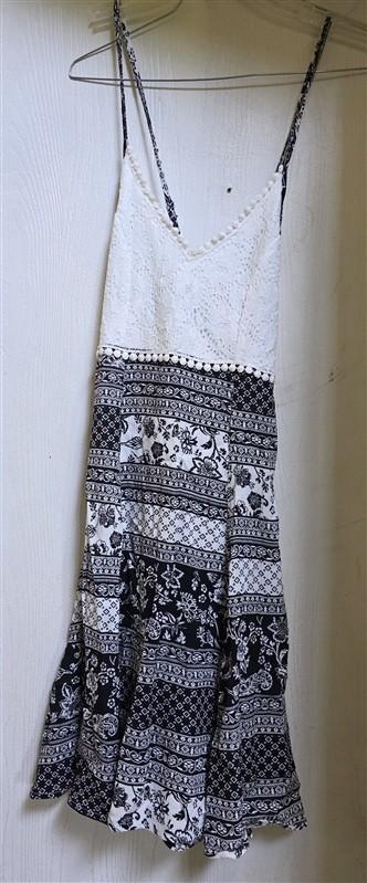 NWOT Stilletto's L Black White Boho Pom Pom Lace Calico Sundress 133940