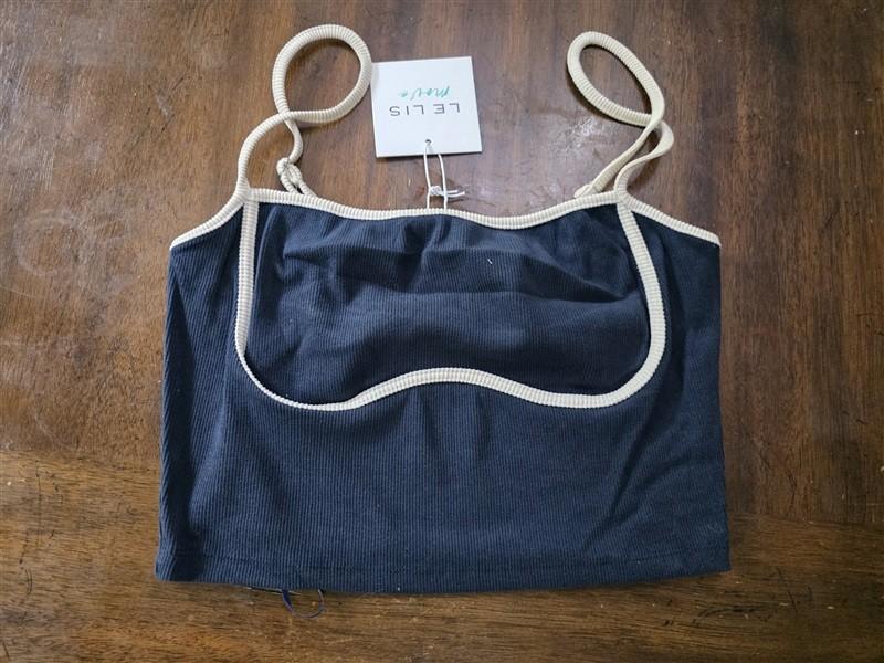 NWT Le Lis Move MD Capsule Collection Active Wear Legging & Top 133966