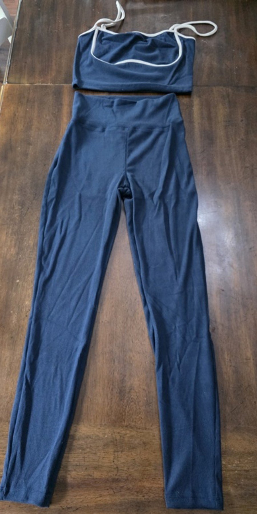 NWT Le Lis Move MD Capsule Collection Active Wear Legging & Top 133966