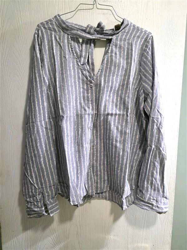 NWT Hayden M Blue White Cloud Stripe V Neck Tie Blouse 134002