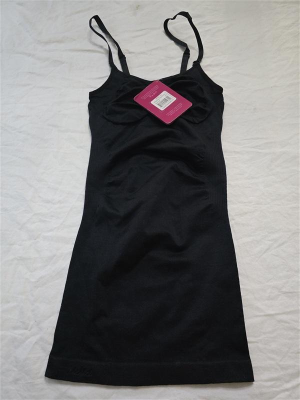 NWT MeMoi Medium Slim Me Shaping Full Slip Dress 134008