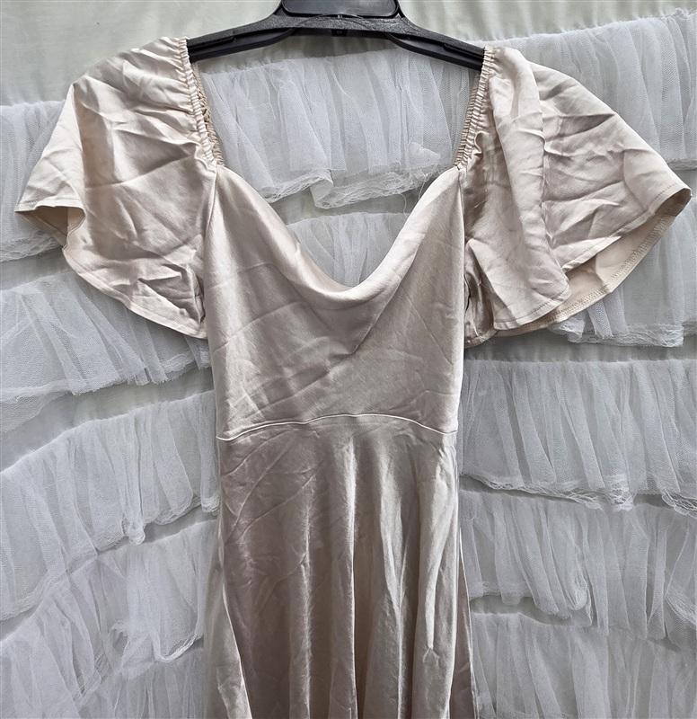 NWT Selfie Leslie S Grayson Tied Back Asymmetrical Midi Dress Champagne 134015