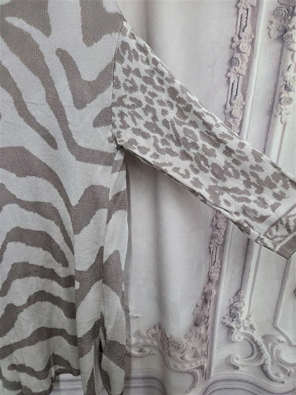 NWT Chico's Sz 2 Animal Print Zebra Open Front Cardigan Sweater 130736