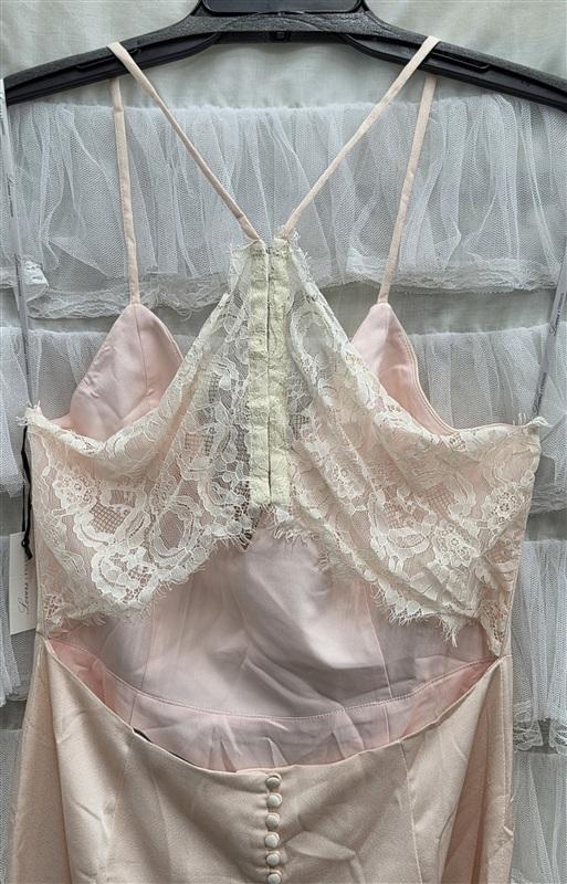 NWTD Lovers & Friends 12 The Paris Dress Lace Back Evening Gown Peach 134040