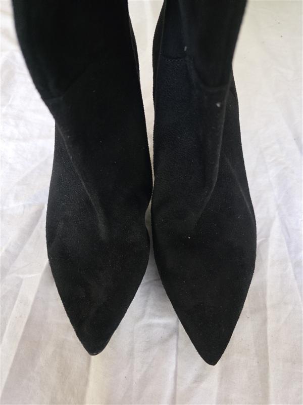 NWOT Steve Madden Kinga 7 Pointy Toe Faux Suede Boots Stiletto 134054