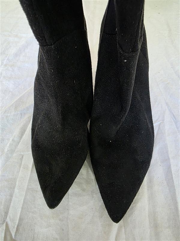 NWOT Steve Madden Kinga 7 Pointy Toe Faux Suede Boots Stiletto 134054