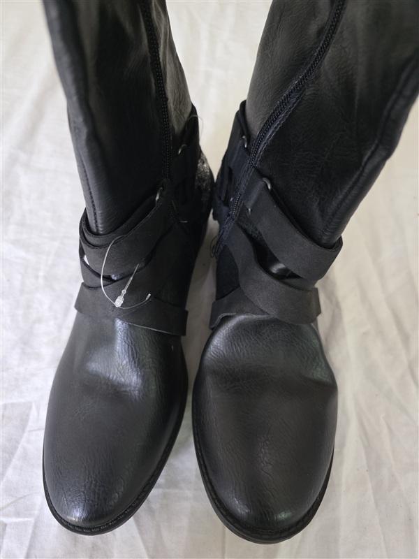 NWOT Rampage 8W Isadora Mid-Calf Riding Boots Sizes Black 134059