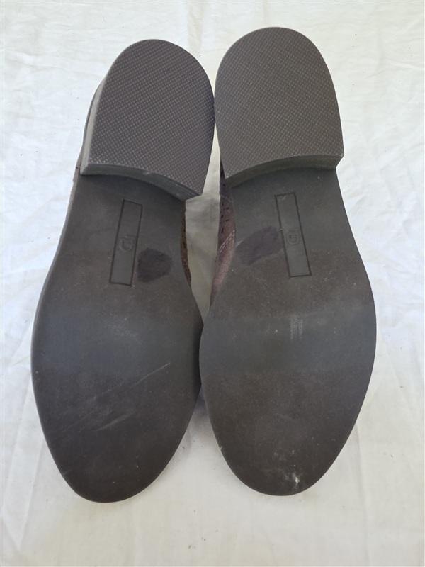 NWOT New Direction 6 Pierced Faux Leather Brown Bootie 134063
