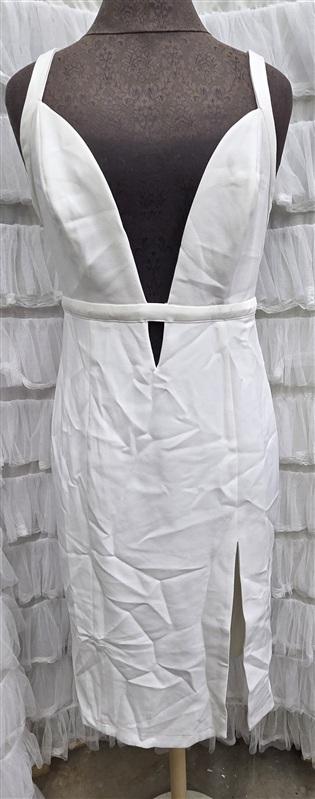NWT NBD REVOLVE M Offense Sheath Plunge V-Neck MIDI Side Slit White Dress 134087