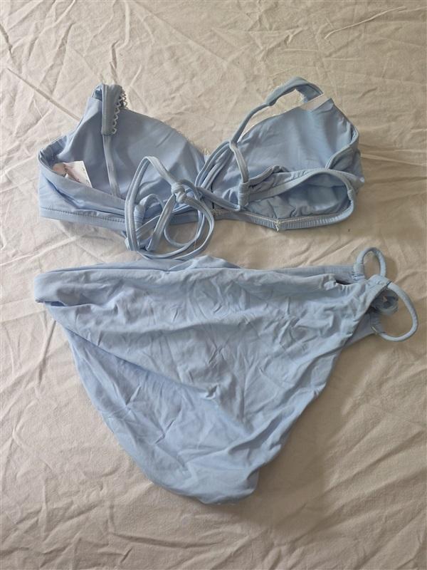 NWOTD Isabella Rose M Button Front 2PC Bikini Swimsuit Sample 134255