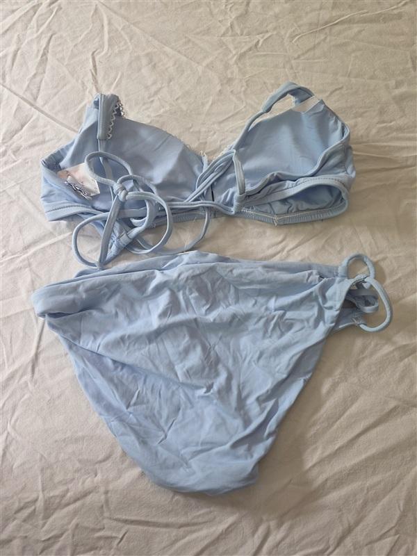 NWOTD Isabella Rose M Button Front 2PC Bikini Swimsuit Sample 134255