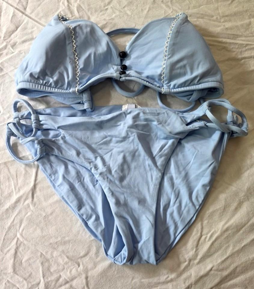 NWOTD Isabella Rose M Button Front 2PC Bikini Swimsuit Sample 134255