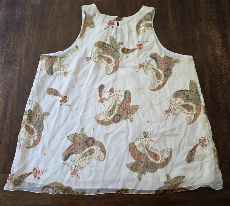 NWOT VInce Camuto Large Paisley Floral Tank Tunic Blouse Semi Sheer 134288