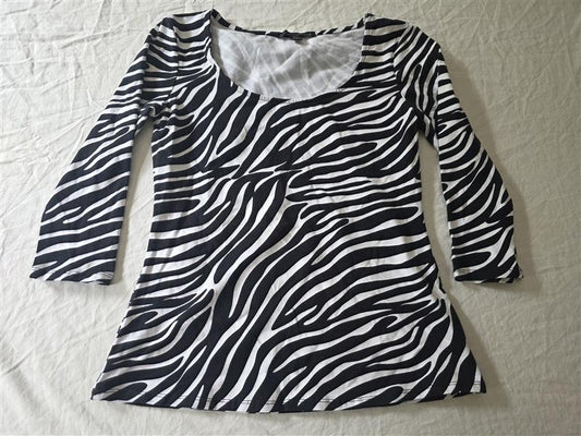 NWOT Boston Proper S So Sexy Collection Zebra Stripe Scoop T Shirt 134301