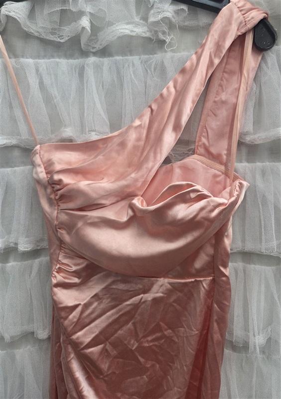 NWTD Here Comes the Sun S Hollywood Nights One-Shoulder Midi Dress Blush 134312