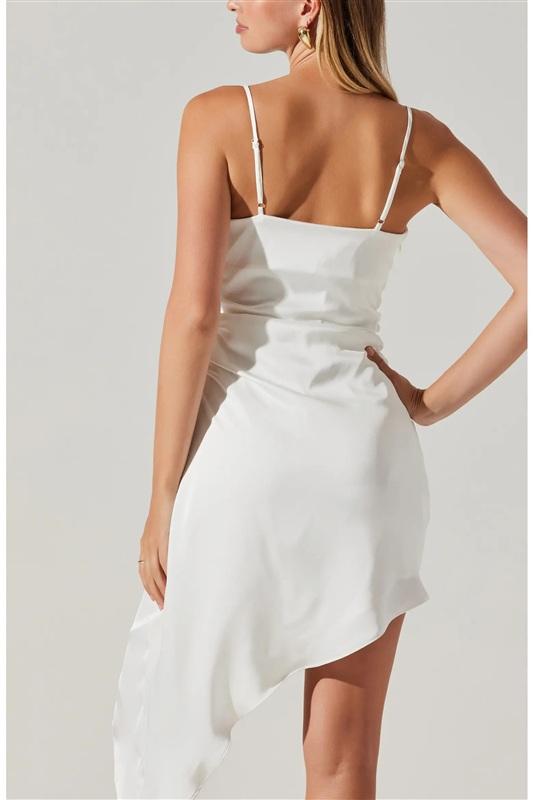 NWOT/ Astr The Label Vista Asymmetric Hem Slip Dress White 134331
