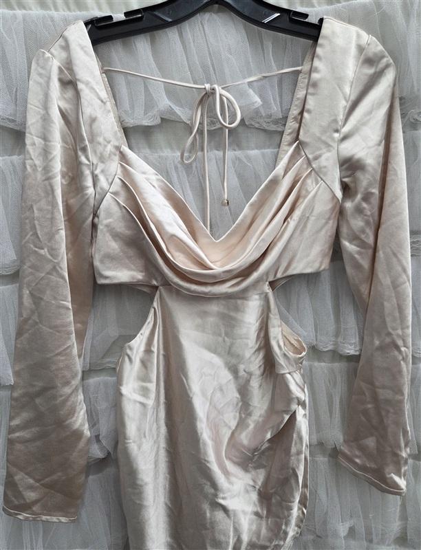NWTD Selfie Leslie Shaken Not Stirred Cut-Out Mini Dress Champagne 134337