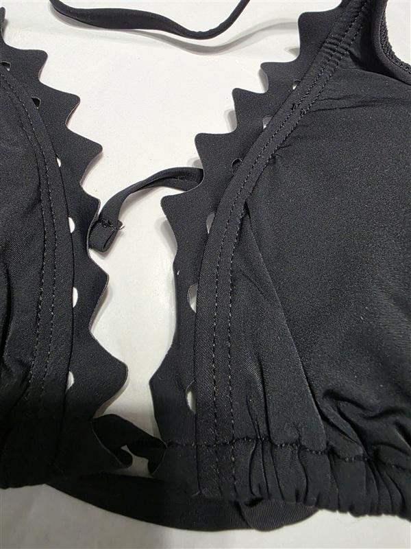 NWT Vince Camuto L Sea Scallops Triangle Bikini Top Black 134368