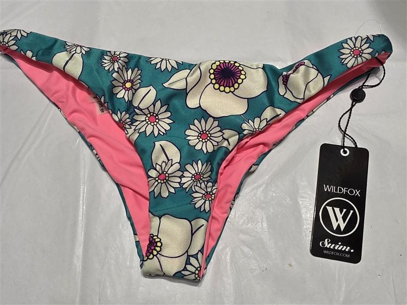 NWT WILDFOX M Green Daisy 60's Floral Reversible Bikini Bottoms Swim 134376