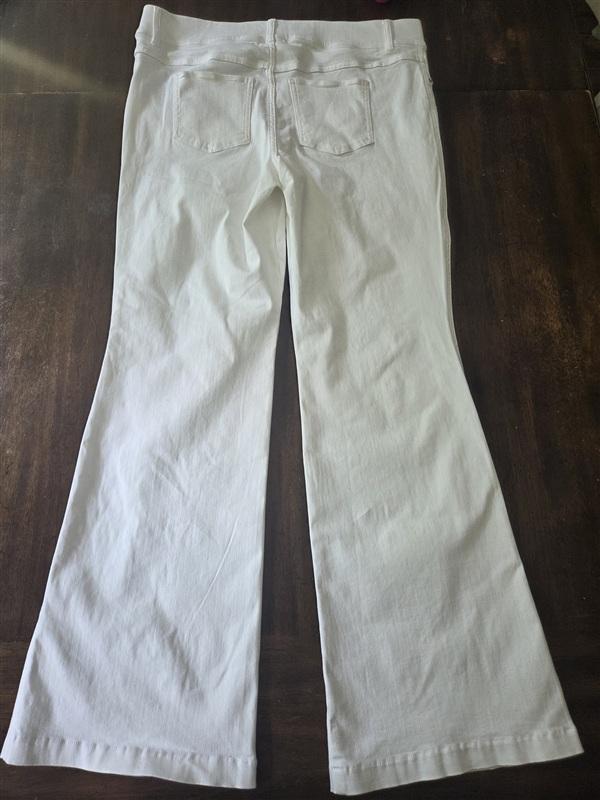 NWOT Spanx 2x Flare Leg High Rise Stretch Jeans 20349 White 134481