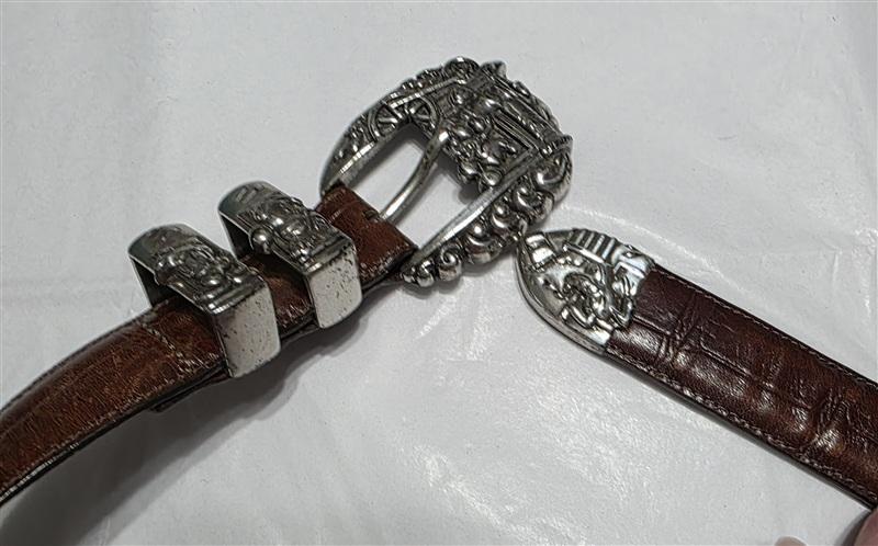 PO Brighton Disney 28 Mickey Train Conductor Brown Leather Lizard Belt 134488