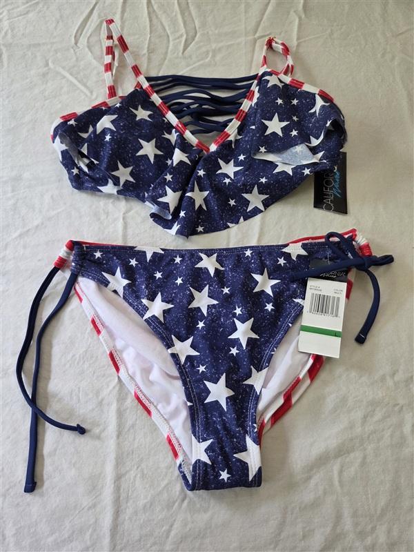 NWT California Waves LG American Flag Red White & Blue Ruffled Bikini Set 134549
