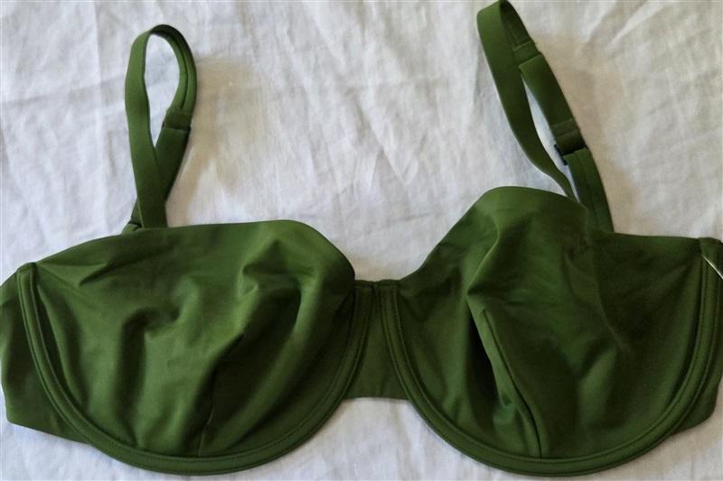 NWT CUUP 38F 40E Balconette Underwire Green Bikini Swim Top 134555